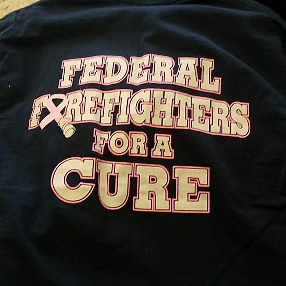 t-shirt - Picture 2 of 2